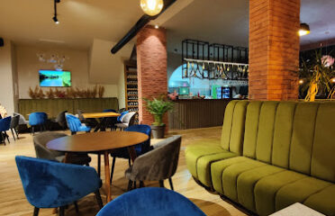 Frida Hotel & Restaurant