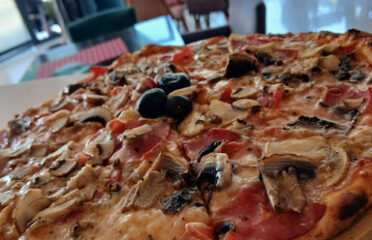 Medium bar pizza