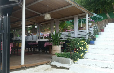 Shpija e Vjeter – Lounge Bar