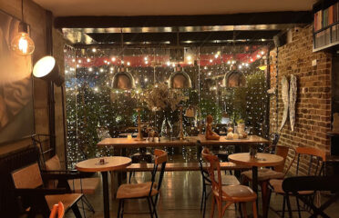 LULU’S coffee & wine