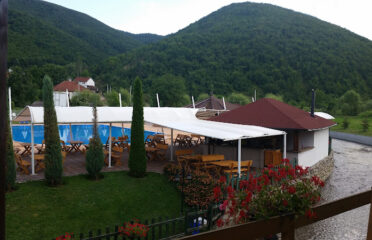 RESTORAN e Pishina ” Freskia”